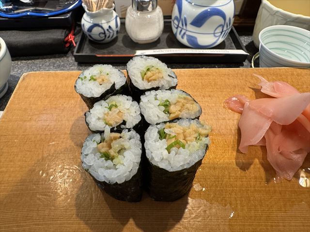〆の納豆巻き